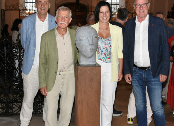 Kunst als Brücke in der Euregio - Stadträtin Kerer bei Ausstellungseröffnung in Hall in Tirol