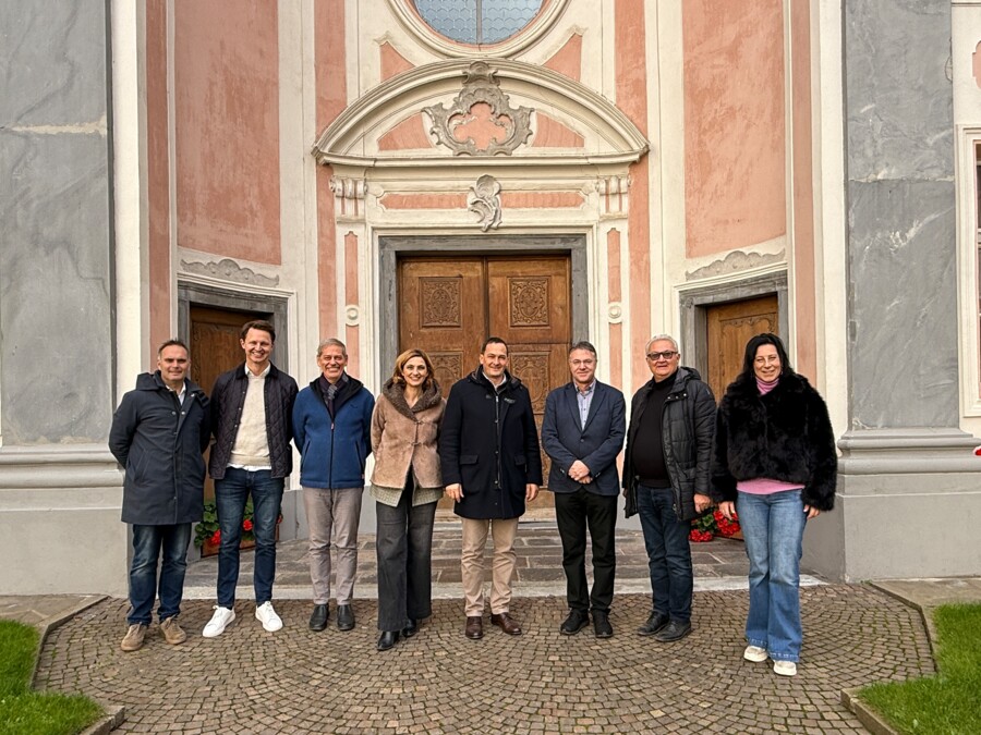 Bressanone rafforza la collaborazione con le università – la Giunta comunale visita lo Studio Teologico Accademico di Bressanone (STA)