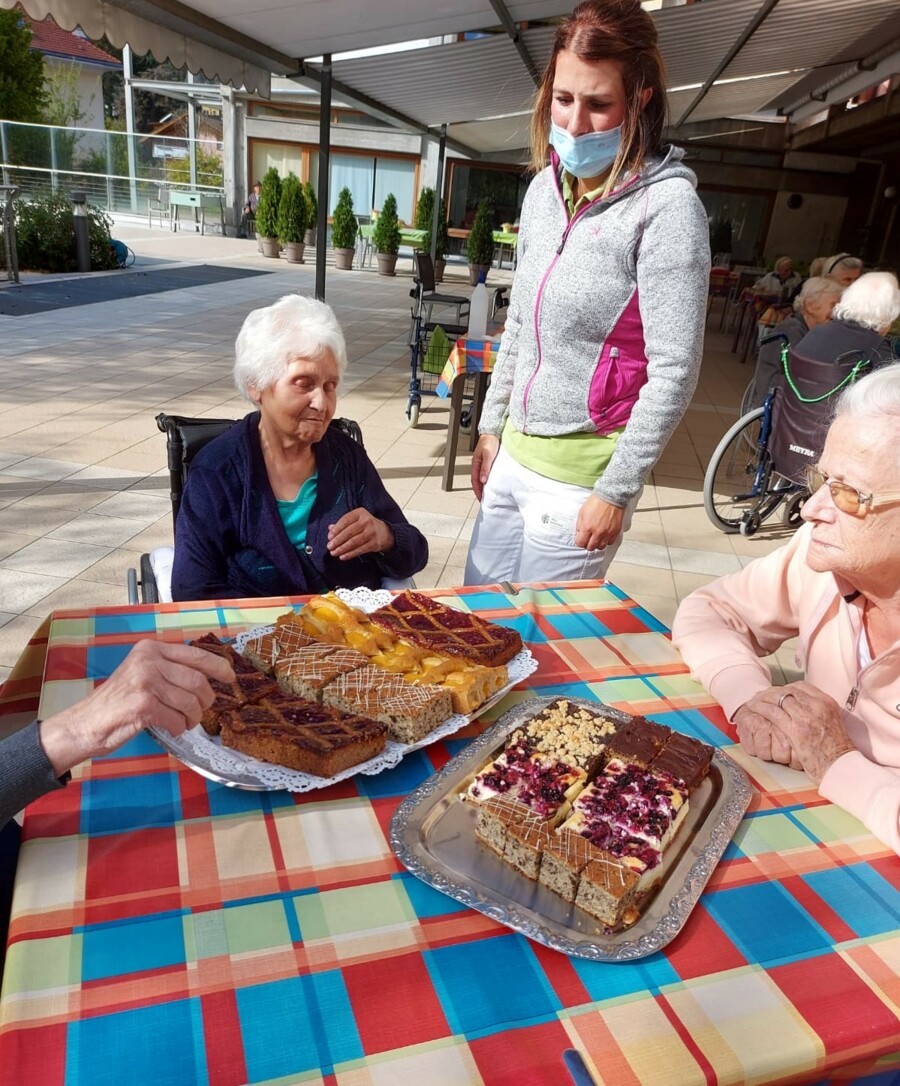 Iniziativa per i cittadini della terza etá - Una dolce sorpresa