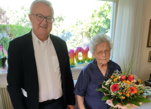 Irma Percara festeggia 100° compleanno