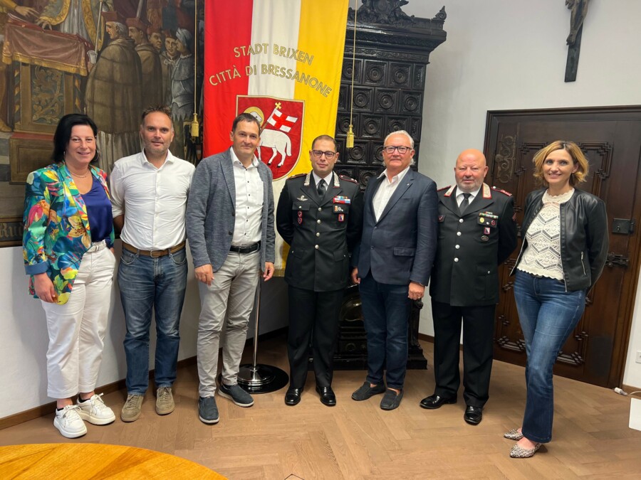 Visita di saluto del Maggiore Ottavio Tosoni alla Giunta Comunale di Bressanone